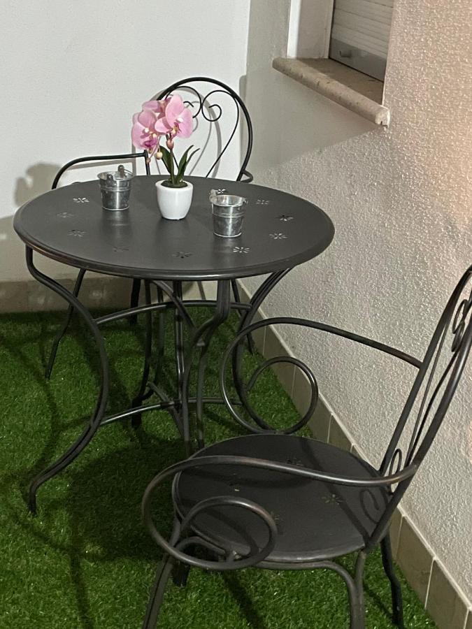 Apartment Very Well
